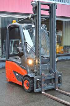 Linde E15-02