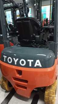 Toyota 8FBMK20T