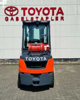 Toyota Tonero HST 06-8FGJ35F 