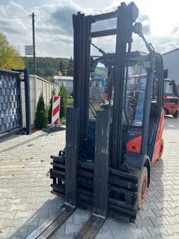 Linde H 25T -392