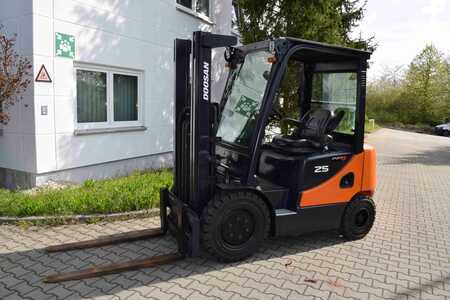 Doosan D 25 S-5