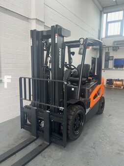 Doosan D30 S9