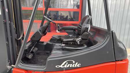 Linde E25/600-02