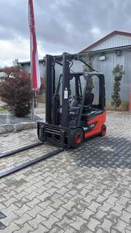 Linde E25-01