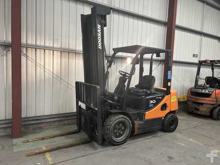 Doosan D30S-5