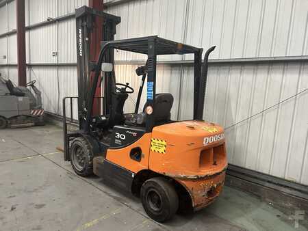 Doosan D30S-5