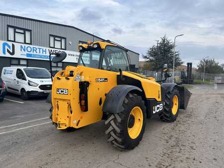 JCB 541-70