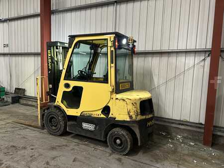 Hyster H2.5XT