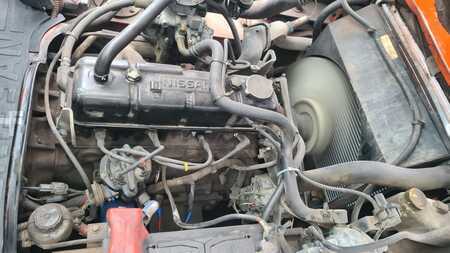 Nissan UD02A25PQ mit Video