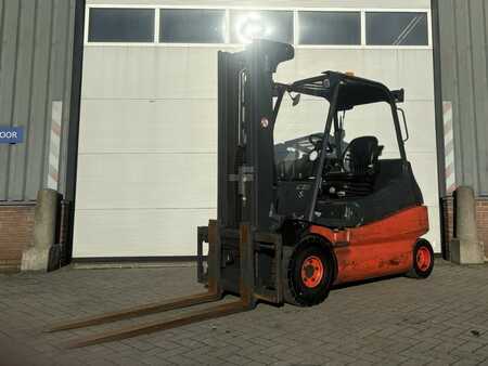 Linde E25-03