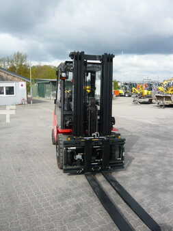 EP Equipment EFL 303S