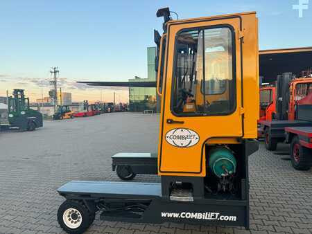 Combilift  C4000 // 2011 year // LPG // Triplex 5500 mm