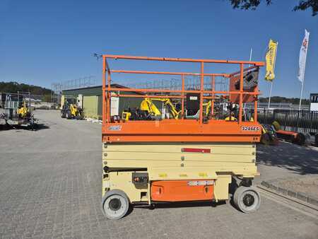 JLG 3246ES